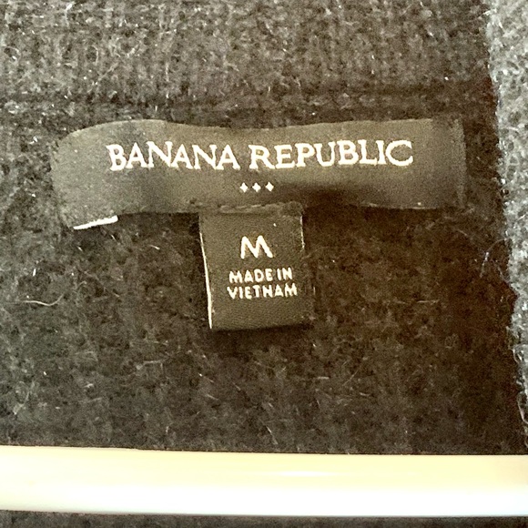 Woman’s Banana Republic Black open front cardigan sweater size medium - Picture 3 of 4